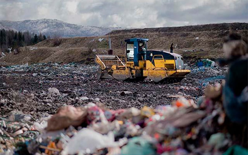 Kiertotalous-kuva kaatopaikalta